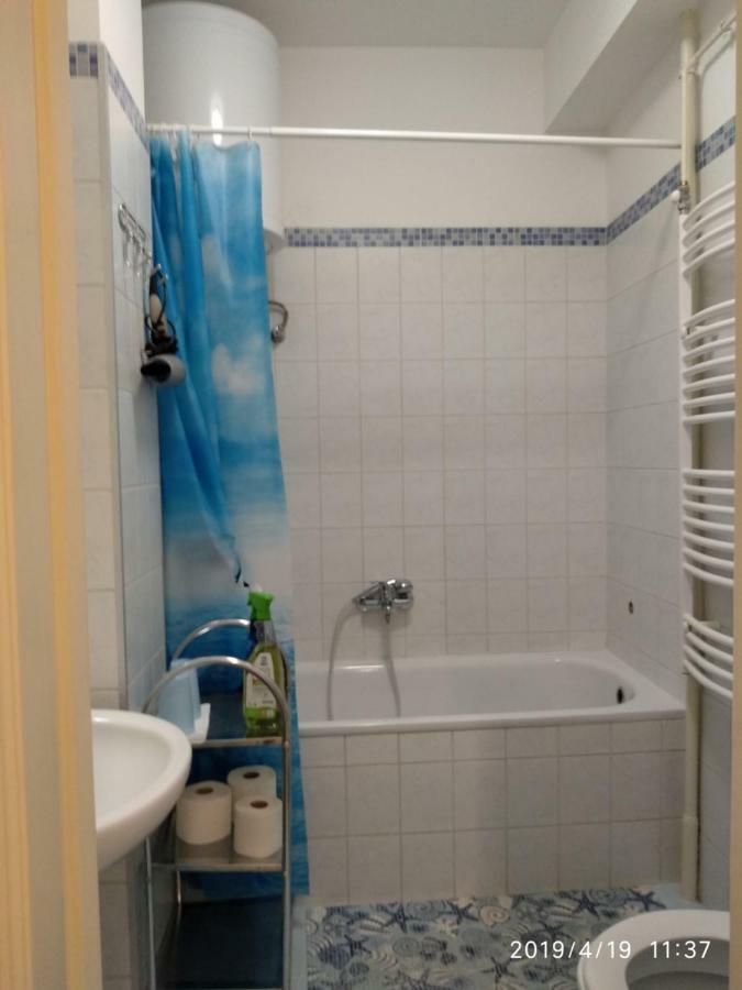 Lara Apartman Budapest Luaran gambar